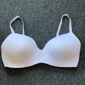 🍍5/$20🍍NWT Wireless bra 40DD